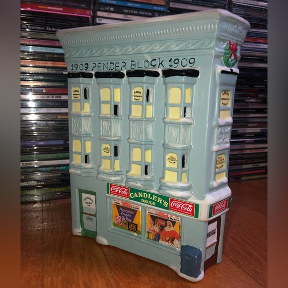 Vintage 1991 (Retired)  Coca-Cola Town Square Collection: 1909 Pender Block - Picture 2 of 13